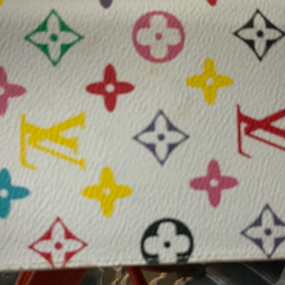 Louis Vuitton checkbook card holder - Picture 2 of 4